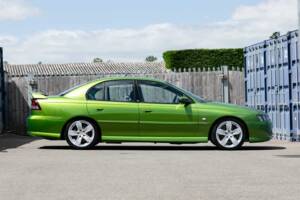Image 5/45 of Holden LSV R300 (2002)