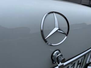 Image 29/29 de Mercedes-Benz 230 S (1965)