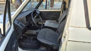 Image 18/43 of Volkswagen Caddy I 1.6 D (1990)