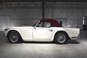Bild 35/41 von Triumph TR 4A IRS (1965)