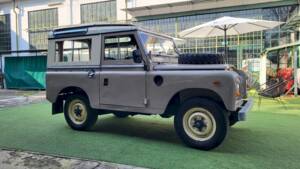 Bild 8/39 von Land Rover 88 (1981)