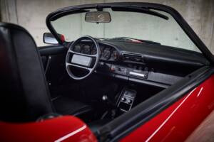 Immagine 77/96 di Porsche 911 Speedster 3.2 (1989)