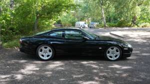 Image 30/50 of Jaguar XKR (1998)