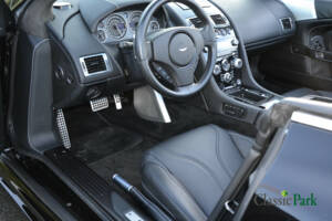 Imagen 29/50 de Aston Martin DBS Volante (2010)