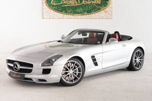 Image 2/48 of Mercedes-Benz SLS AMG Roadster (2012)