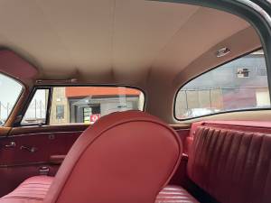Image 20/38 of Mercedes-Benz 220 S (1959)