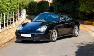 Image 1/50 of Porsche 911 Carrera 4S (2002)