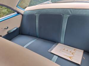 Image 16/34 of Oldsmobile Series 88 Holiday Hardtop (1958)