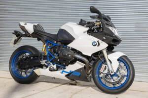 Image 6/47 of BMW HP2 Sport (2010)