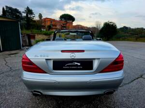 Image 6/39 of Mercedes-Benz SL 500 (2001)