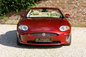 Image 22/50 of Jaguar XK (2011)