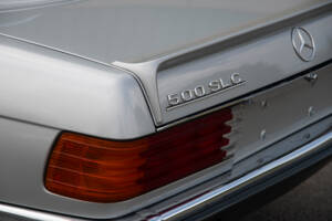 Image 25/29 of Mercedes-Benz 500 SLC (1980)