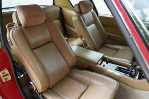 Immagine 28/50 di Jensen Interceptor MK III (1976)