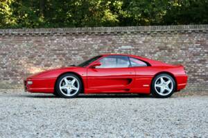 Image 15/50 de Ferrari F 355 Berlinetta (1996)