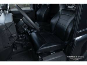 Bild 7/23 von Land Rover Defender 90 (1996)