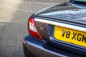 Image 28/41 of Jaguar XJR (2008)