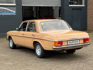 Imagen 19/81 de Mercedes-Benz 240 D 3,0 (1976)
