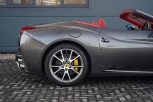 Image 9/50 of Ferrari California (2009)