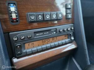 Image 50/50 de Mercedes-Benz 300 SE (1989)