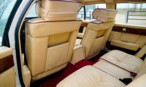 Image 17/28 of Aston Martin Lagonda (1982)