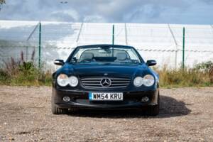 Image 25/50 of Mercedes-Benz SL 350 (2004)