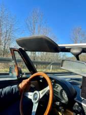 Imagen 3/7 de Alfa Romeo 2.0 Spider (1992)