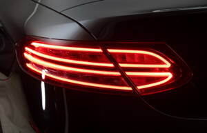 Bild 33/41 von Mercedes-Benz C 300 (2023)