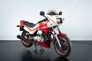 Image 4/36 of Moto Guzzi V 65 Lario (1990)