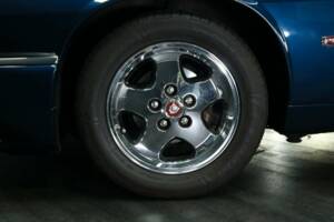 Image 46/49 de Jaguar XJS 4.0 (1995)