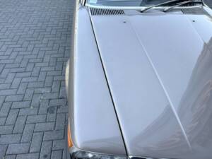 Image 17/50 of Mercedes-Benz 560 SL (1987)