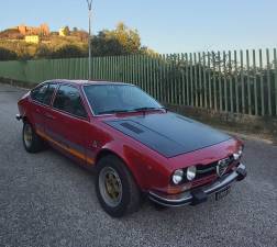Image 2/11 of Alfa Romeo Alfetta GTV 2.0 Turbodelta (1979)