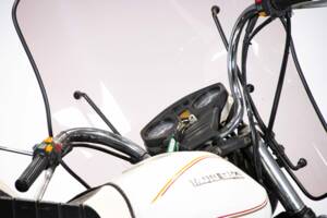 Image 27/44 de Moto Guzzi California II (1983)