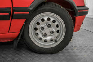 Image 46/50 de Peugeot 205 GTi 1.6 (1986)