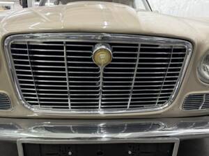 Bild 39/40 von Jaguar XJ 6 4.2 (1971)