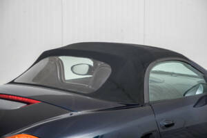 Immagine 39/45 di Porsche Boxster (1999)