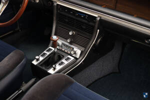 Immagine 13/50 di BMW 3.0 CS (1975)
