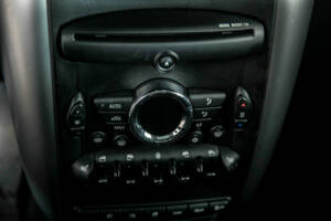 Image 25/50 of Mini Cooper Countryman (2011)