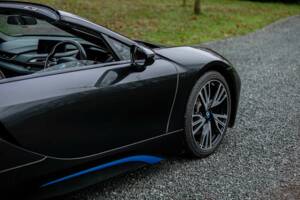 Bild 34/36 von BMW i8 Roadster (2019)