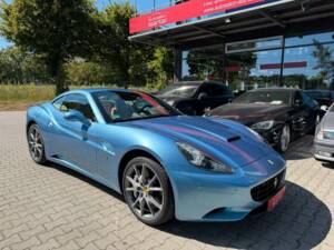 Immagine 38/42 di Ferrari California (2011)