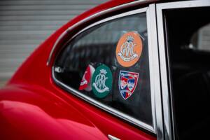 Image 8/46 of Jaguar E-Type (2+2) (1966)