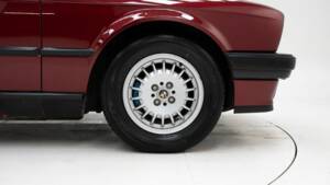 Bild 10/15 von BMW 318i (1992)
