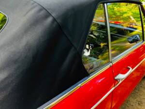 Image 51/142 of BMW 1600 Convertible (1970)