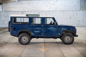 Image 5/86 de Land Rover Defender 110 Td5 (1999)