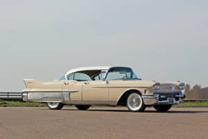 Image 27/29 of Cadillac 60 Special Fleetwood (1958)