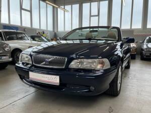 Bild 24/37 von Volvo C70 2.0 T (2001)