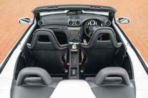 Immagine 16/28 di Mercedes-Benz CLK DTM AMG (2006)