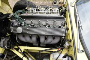 Image 35/50 de Jaguar E-Type (2+2) (1969)
