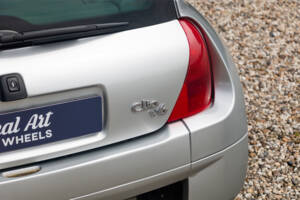 Image 18/26 de Renault Clio II V6 (2001)