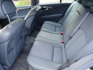 Image 17/25 of Mercedes-Benz E 200 Kompressor T (2004)