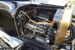 Image 27/41 of Ford Model T Touring (1925)